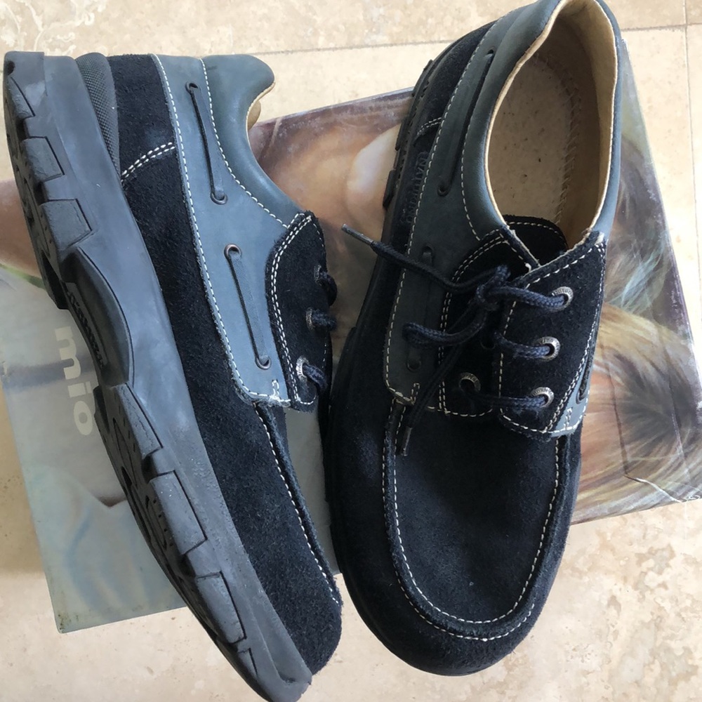 Naturino boys suede shoes Sz 5 NWB